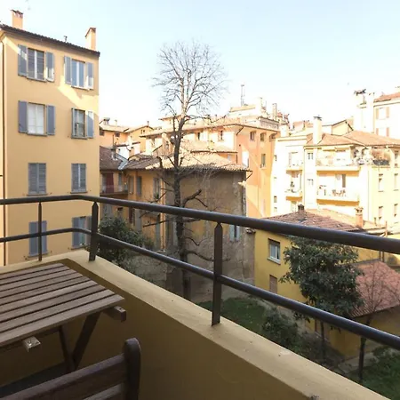Maggiore Luxury Retreat Apartment